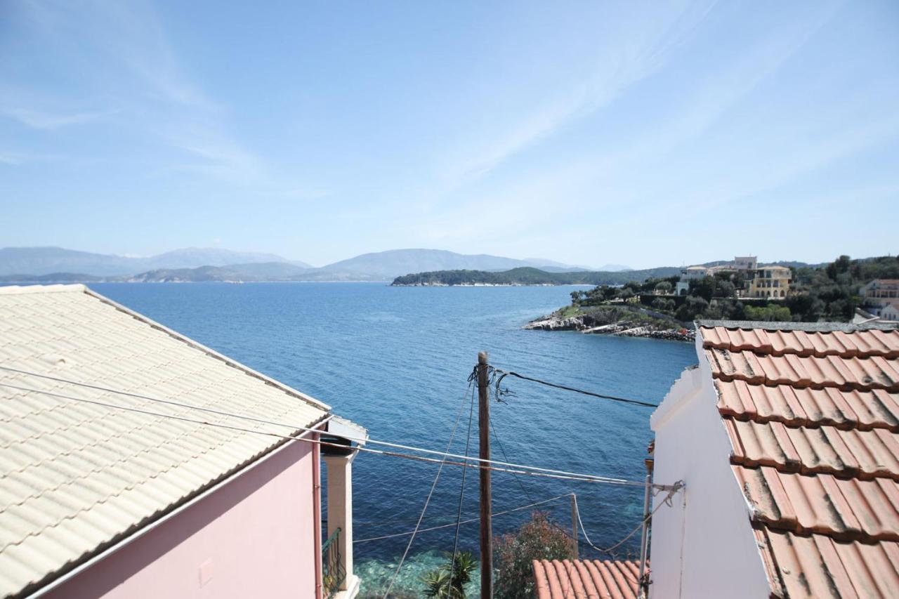 Villa Gabriela'S Seaside House Kassiopi Exterior foto